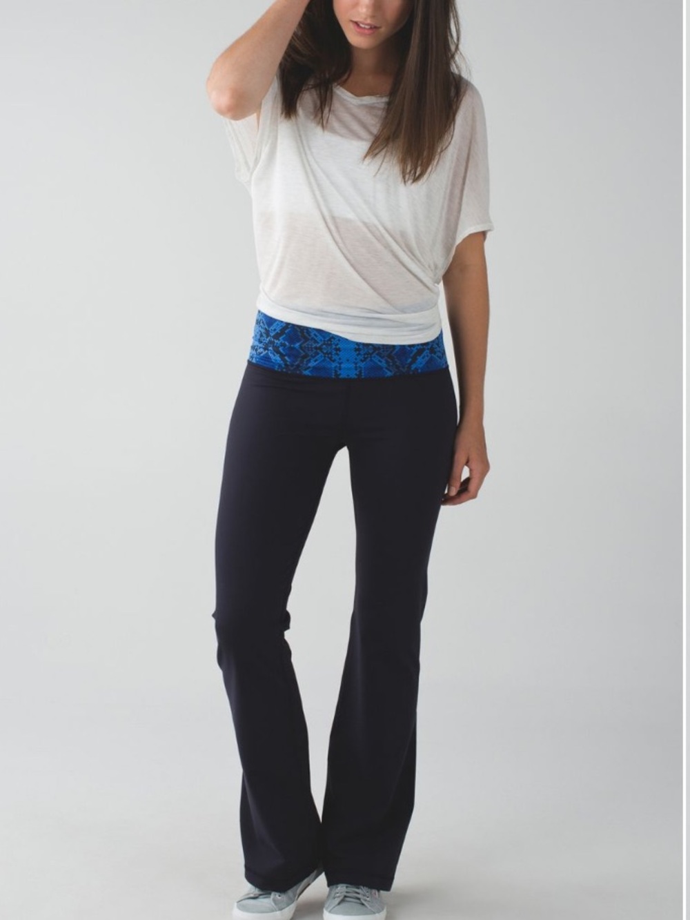 lululemon Groove Leggings Navy Pants with Sapphire Blue Snake-Print Waistband 10 - Picture 4 of 7